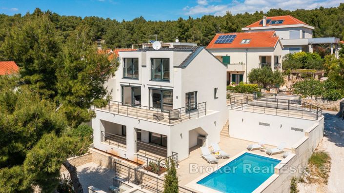 Image No.2-Villa de 5 chambres à vendre à Brac