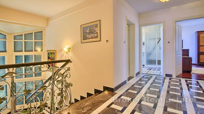 Image No.12-Villa de 8 chambres à vendre à Porec