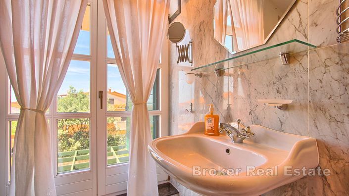 Image No.17-Villa de 8 chambres à vendre à Porec