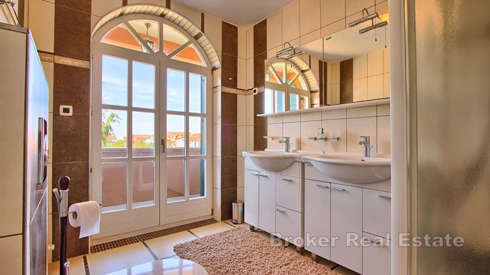 Image No.19-Villa de 8 chambres à vendre à Porec