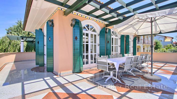 Image No.22-Villa de 8 chambres à vendre à Porec