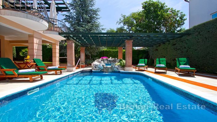 Image No.3-Villa de 8 chambres à vendre à Porec