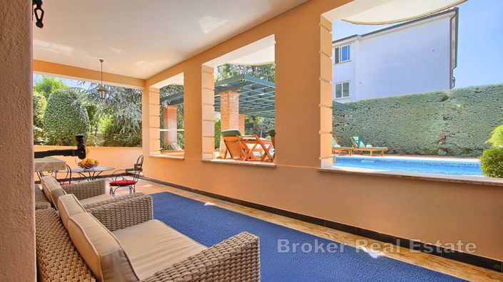 Image No.6-Villa de 8 chambres à vendre à Porec