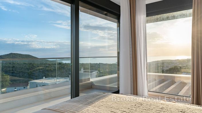 Image No.10-Villa de 4 chambres à vendre à Primošten