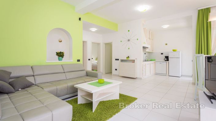 Image No.13-12 Bed Villa for sale