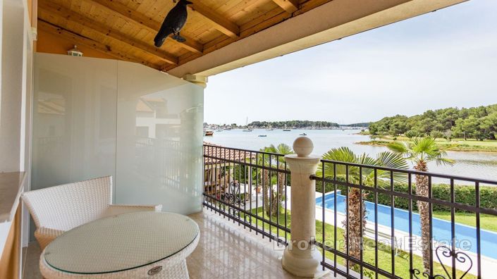 Image No.7-12 Bed Villa for sale