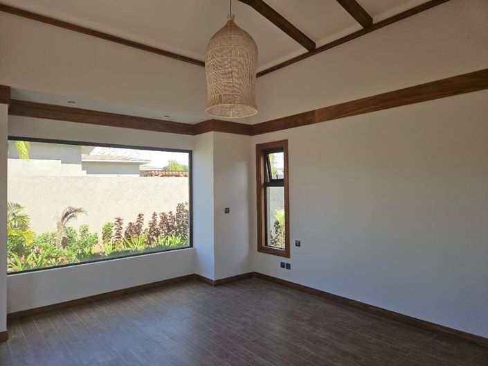 Image No.28-3 Bed Villa for sale