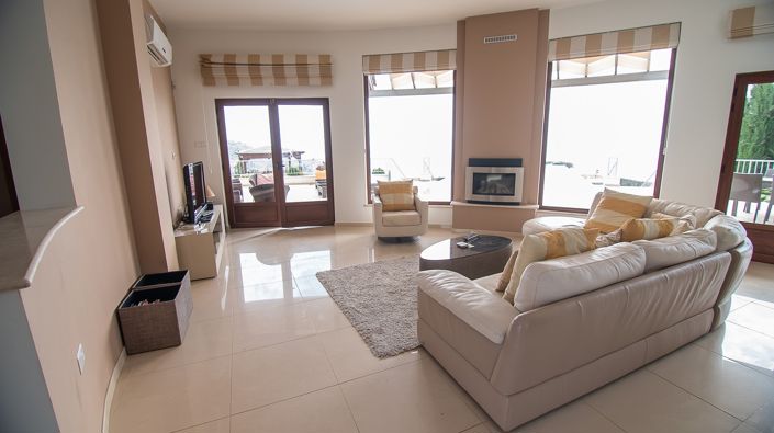 Image No.6-Villa de 4 chambres à vendre à Pissouri