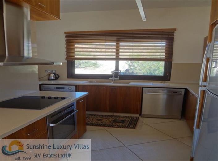 Image No.6-Villa de 4 chambres à vendre à Pissouri