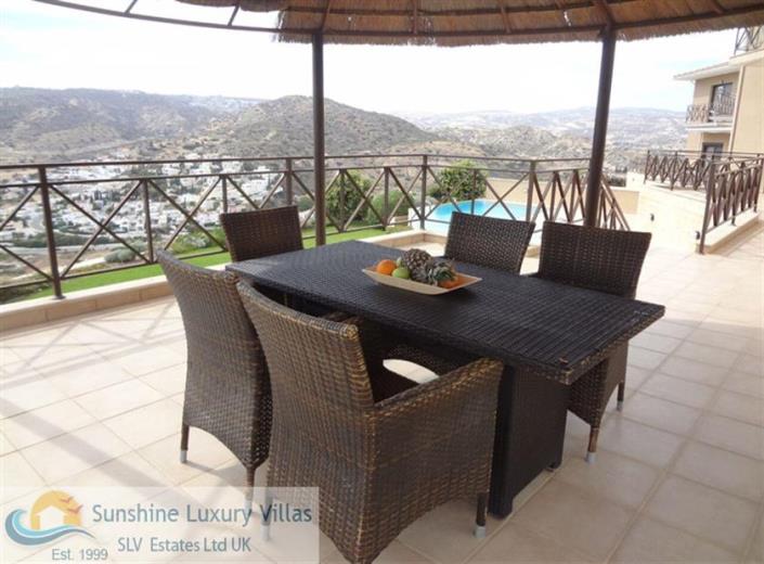 Image No.10-Villa de 4 chambres à vendre à Pissouri