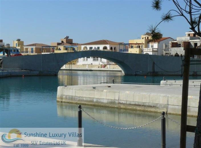 Image No.44-2 Bed Apartment for sale