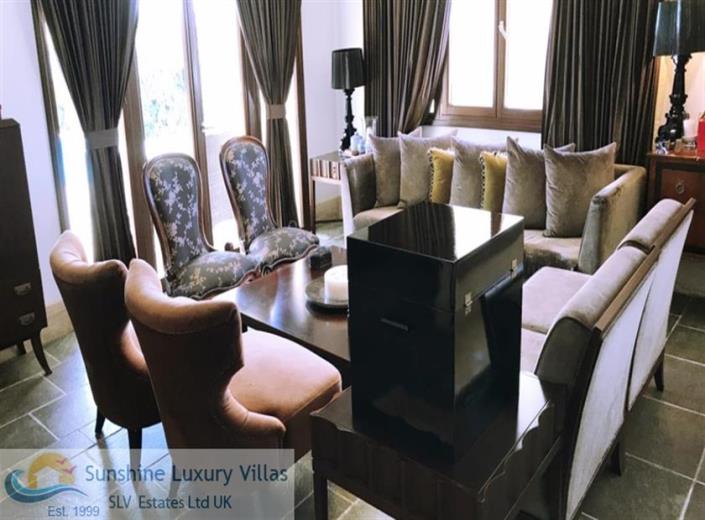 Image No.7-4 Bed House/Villa for sale