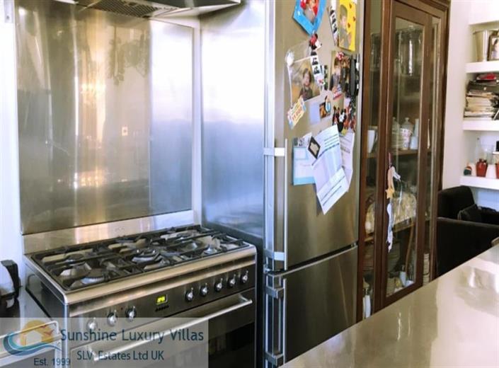 Image No.12-4 Bed House/Villa for sale