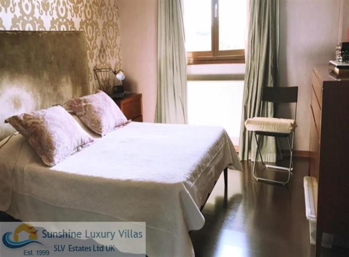 Image No.15-4 Bed House/Villa for sale