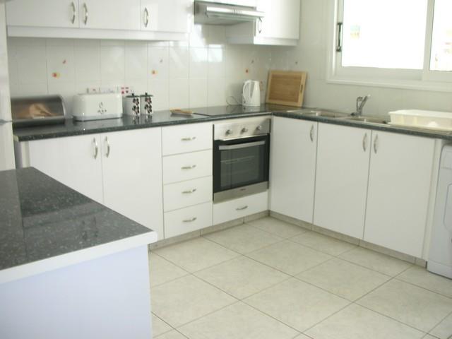 Image No.2-Maison de ville de 2 chambres à vendre à Tala