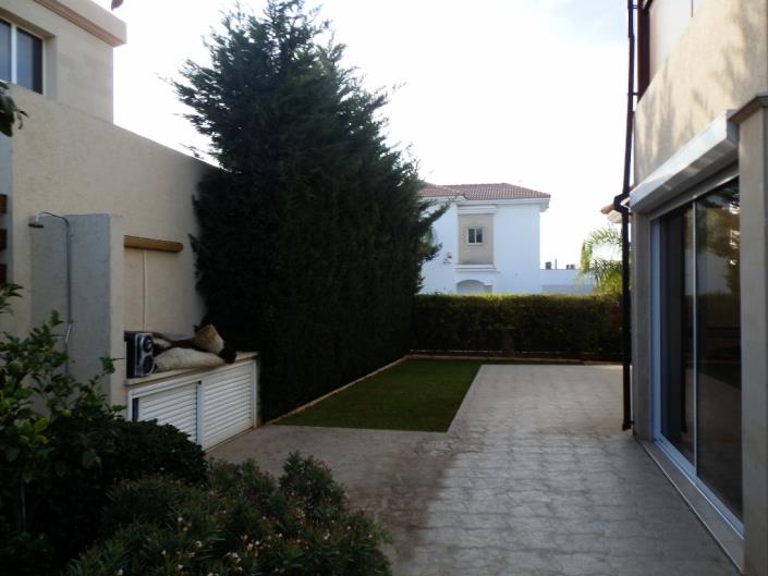 Image No.16-Villa de 3 chambres à vendre à Ayios Tychonas