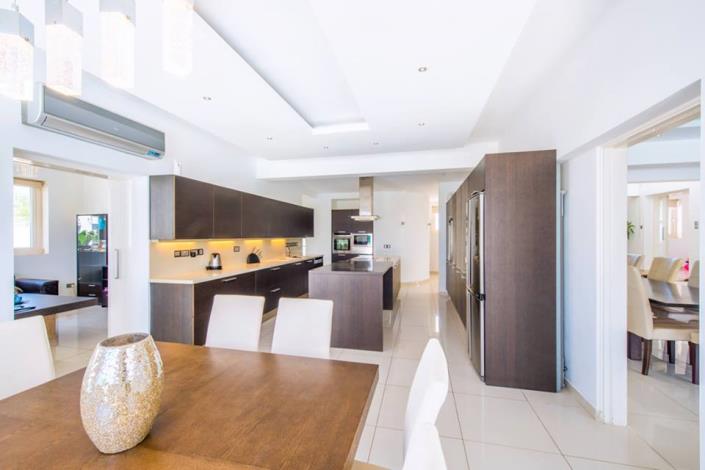 Image No.8-Villa / Détaché de 5 chambres à vendre à Famagusta