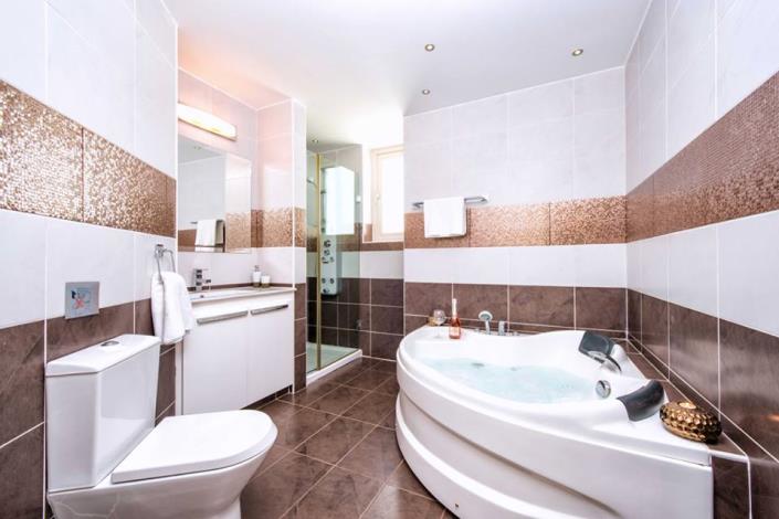 Image No.10-Villa / Détaché de 5 chambres à vendre à Famagusta