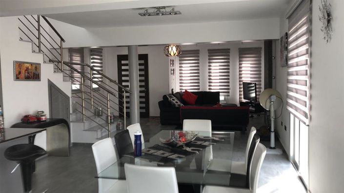 Image No.2-3 Bed Villa for sale
