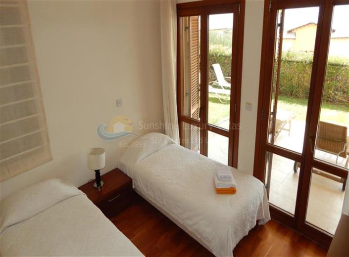 Image No.14-3 Bed Apartment for sale