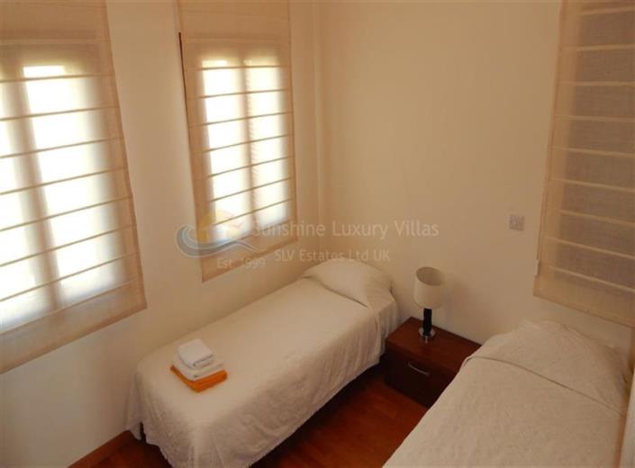 Image No.15-3 Bed Apartment for sale