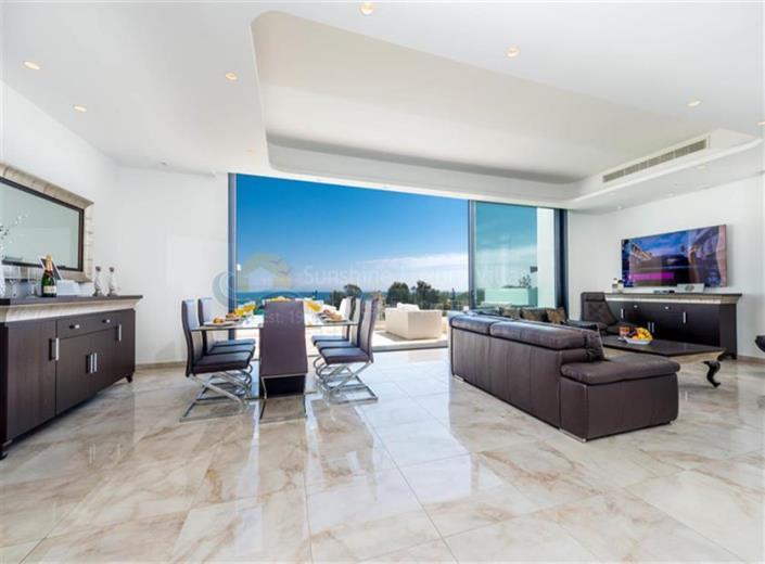 Image No.5-Maison / Villa de 6 chambres à vendre à Cape Greco