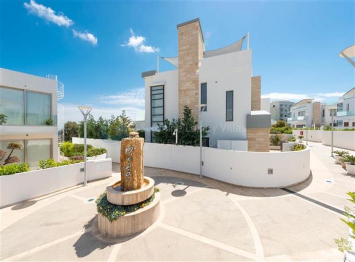 Image No.16-Maison / Villa de 6 chambres à vendre à Cape Greco