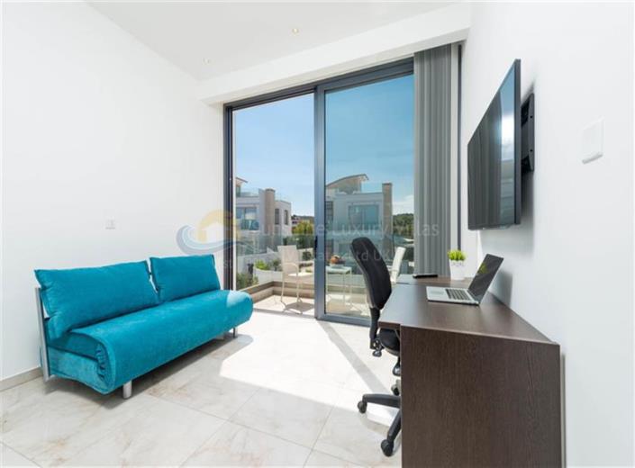 Image No.22-Maison / Villa de 6 chambres à vendre à Cape Greco