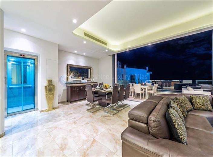 Image No.28-Maison / Villa de 6 chambres à vendre à Cape Greco