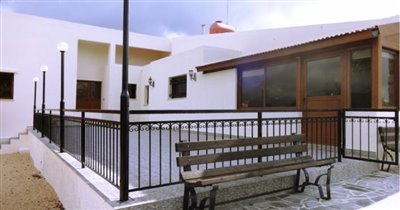 Bungalow de 4 chambres à vendre à Giolou