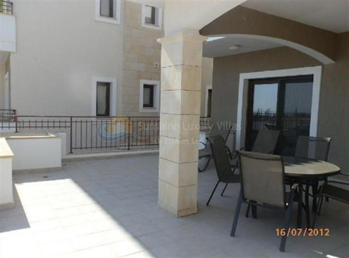 Image No.8-Appartement de 2 chambres à vendre à Peyia