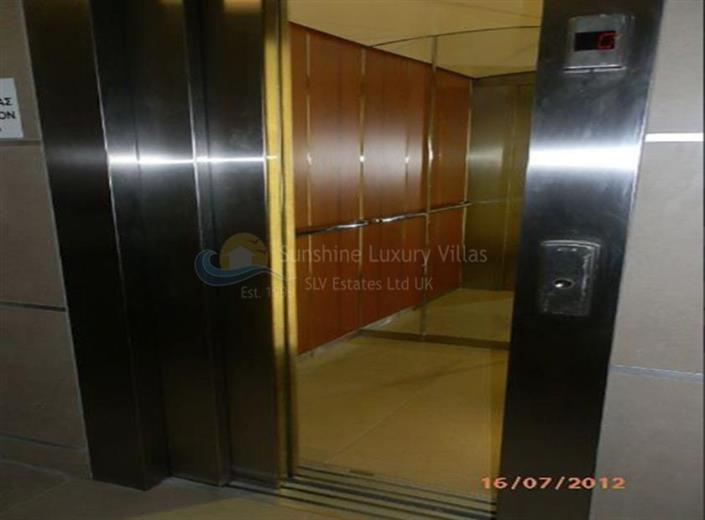 Image No.11-Appartement de 2 chambres à vendre à Peyia