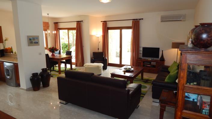 Image No.7-Maison de ville de 3 chambres à vendre à Aphrodite Hills