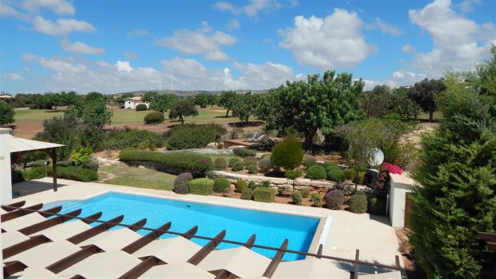 Image No.2-5 Bed Villa for sale