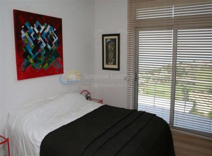 Image No.12-6 Bed House/Villa for sale