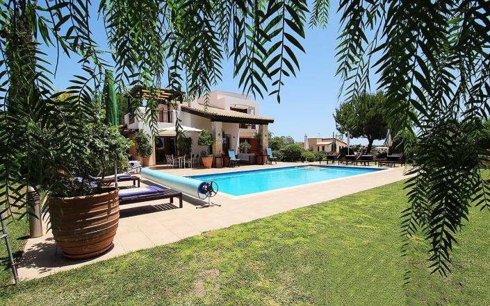 Image No.33-3 Bed Villa for sale