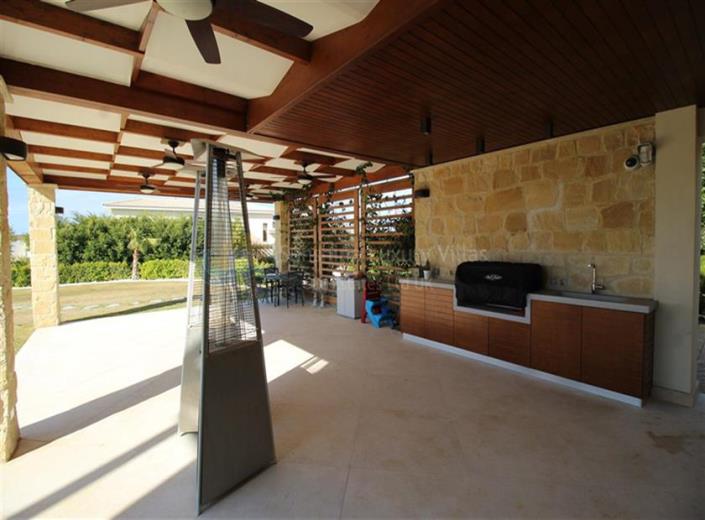 Image No.23-Villa / Détaché de 6 chambres à vendre à Aphrodite Hills