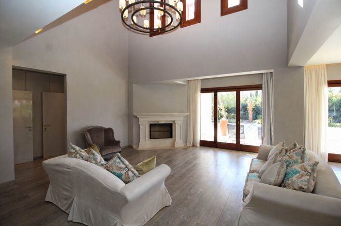 Image No.3-6 Bed Villa for sale