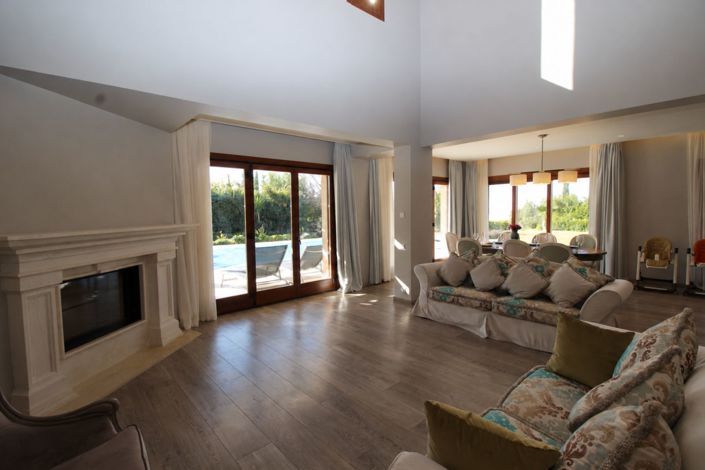 Image No.5-6 Bed Villa for sale