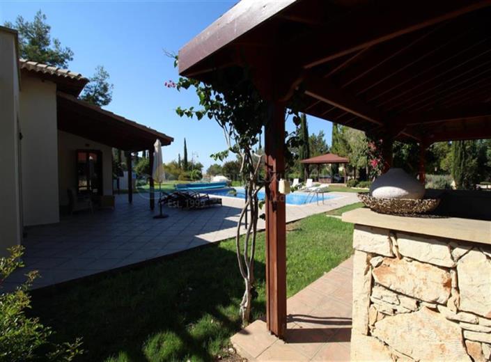 Image No.22-3 Bed Villa / Detached for sale