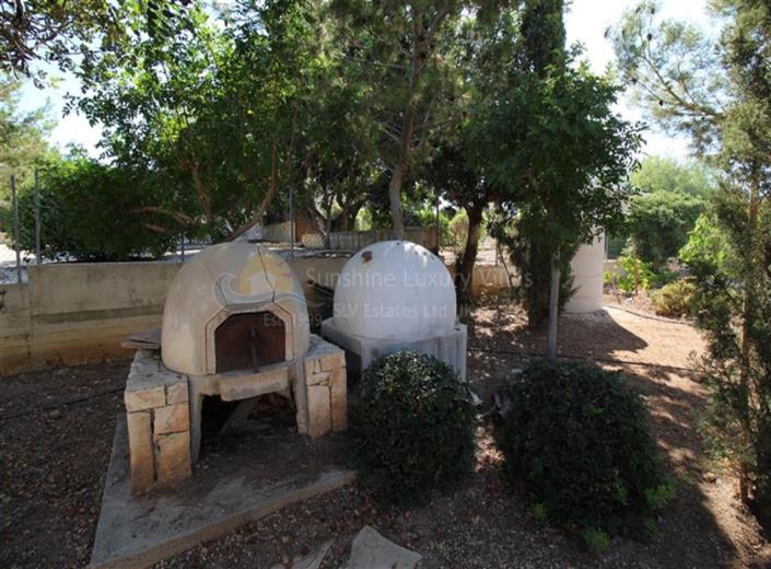 Image No.24-3 Bed Villa / Detached for sale