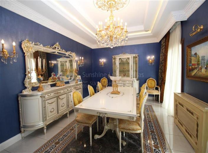 Image No.10-6 Bed Villa for sale