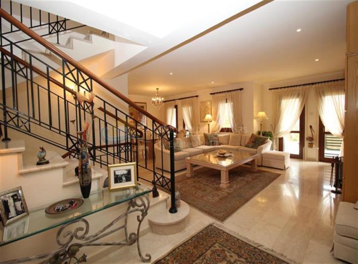 Image No.7-Villa de 4 chambres à vendre à Aphrodite Hills