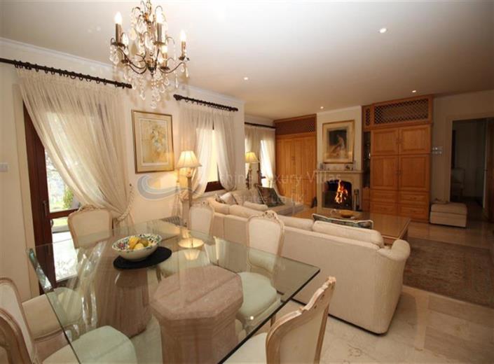 Image No.8-Villa de 4 chambres à vendre à Aphrodite Hills