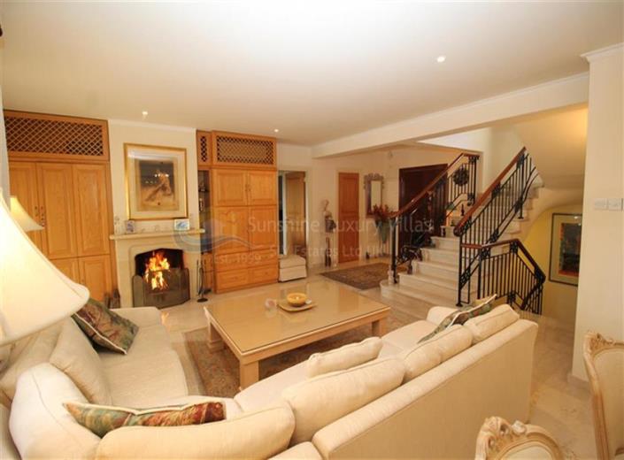 Image No.10-Villa de 4 chambres à vendre à Aphrodite Hills