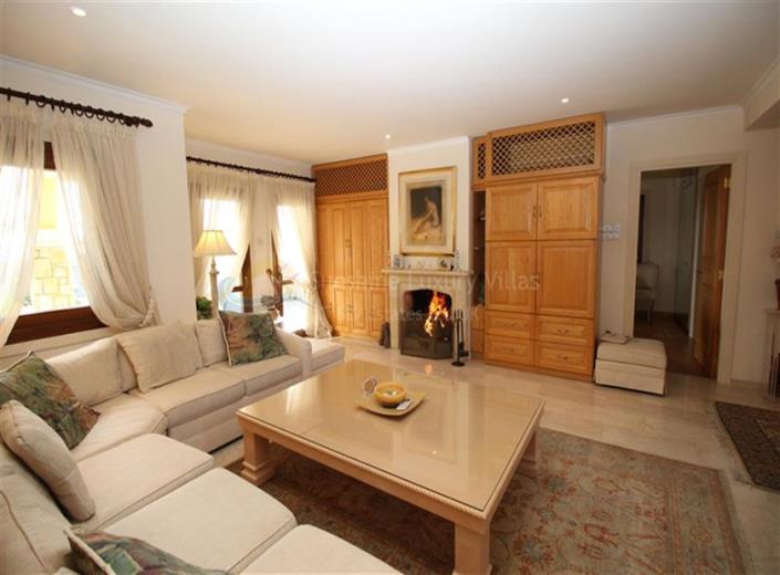 Image No.11-Villa de 4 chambres à vendre à Aphrodite Hills