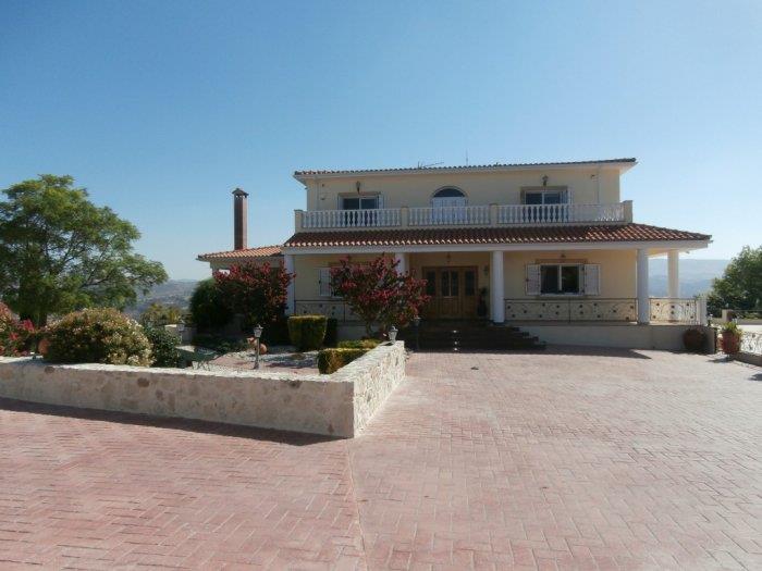 Image No.2-7 Bed Villa for sale