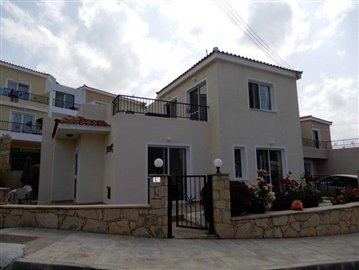 Villa de 3 chambres à vendre à Peyia