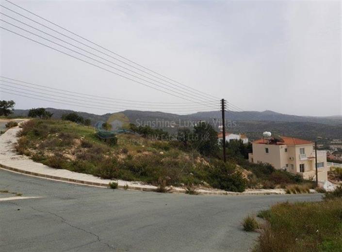 Image No.2-Terre à vendre à Peyia