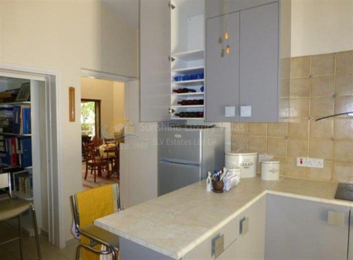 Image No.11-Villa de 2 chambres à vendre à Peyia